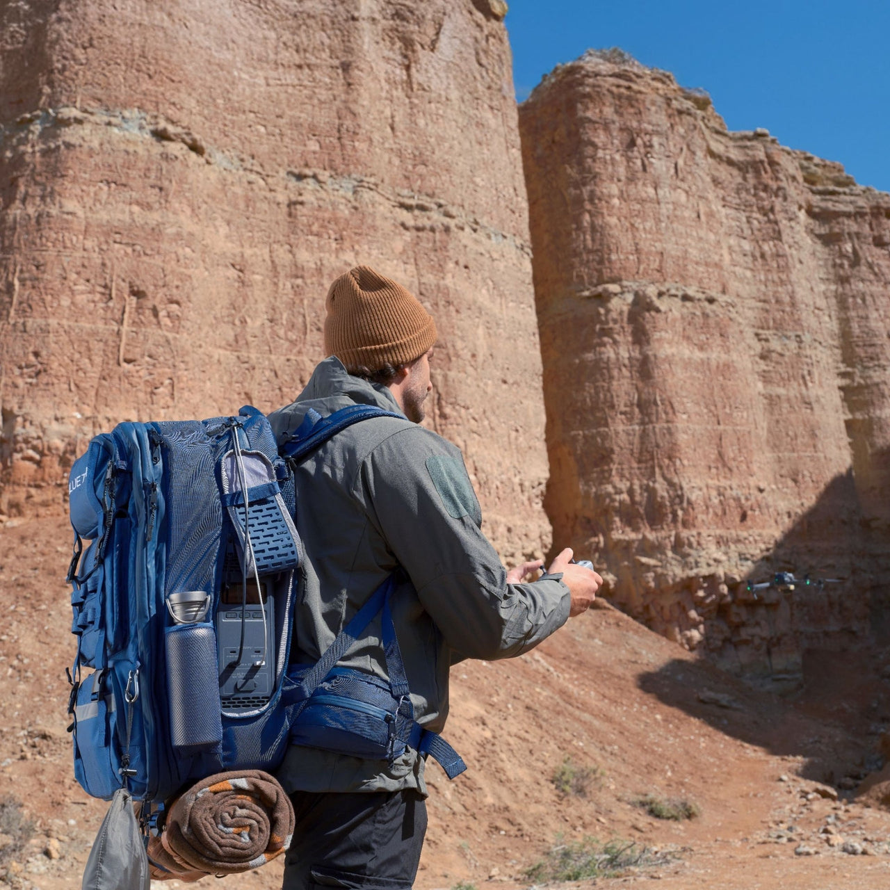 Buy BLUETTI Handsfree 2 Backpack Power Station - Mud Tracks