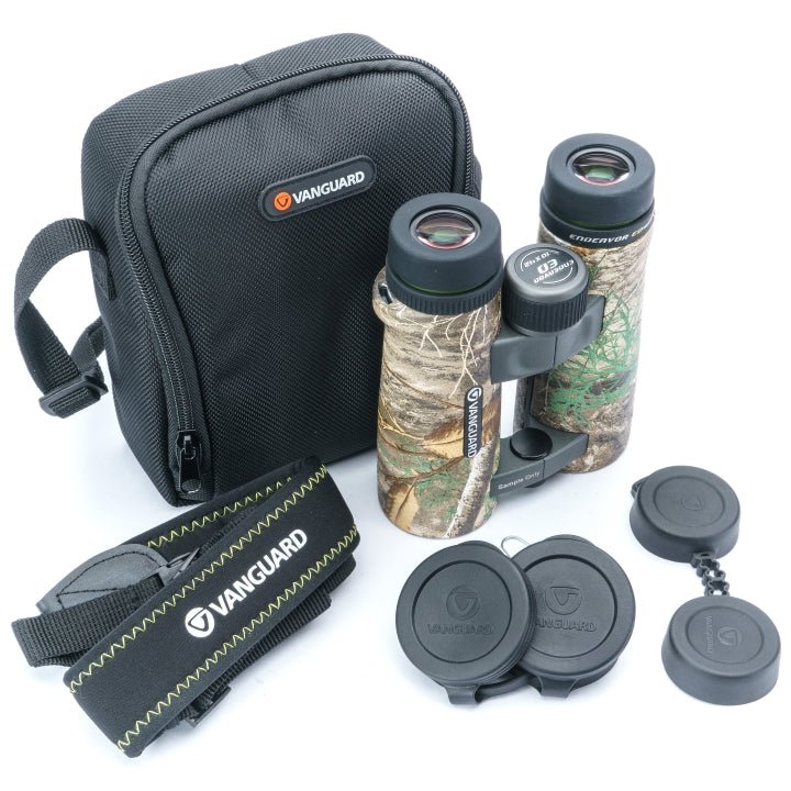 Buy Vanguard Endeavor ED 10x42 Binoculars - Real Tree Finish - Mud Tracks